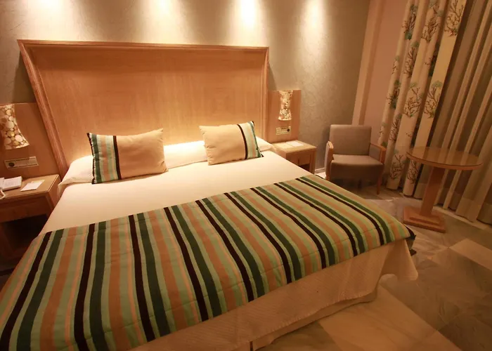 Hotel Balcón De Europa