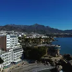 Готель Balcon De Europa Нерха