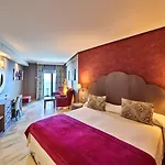 Balcón De Europa Hotel 4*