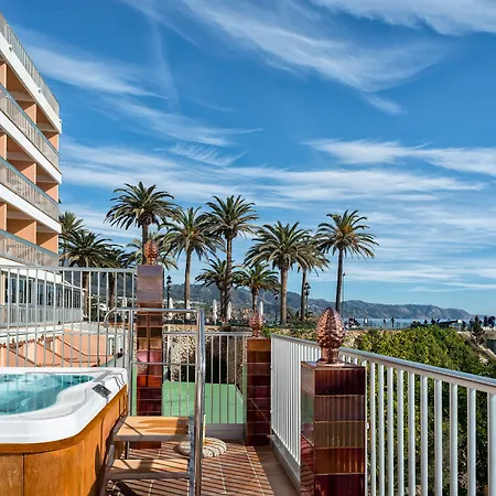 발콘 데 유로파 네르하