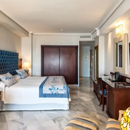 Balcon De Europa Otel 4*