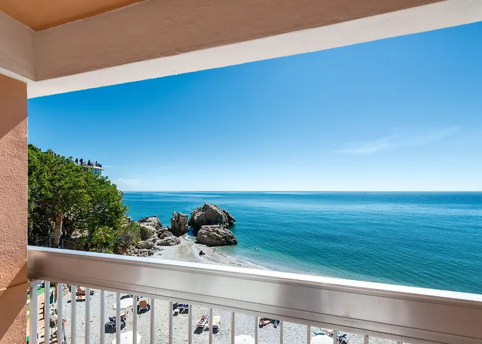 Отель Balcon De Europa Нерха