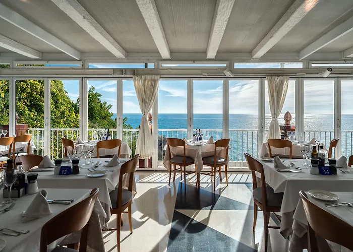 Balcon De Europa Hotel 4*