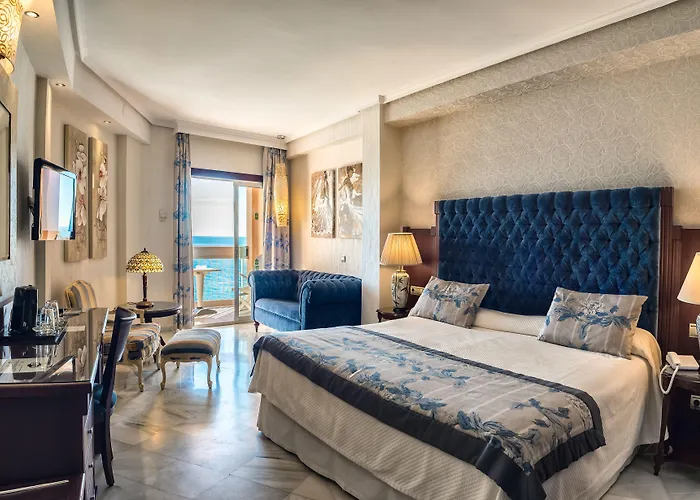 Balcon De Europa Готель 4*