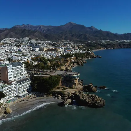 מלון Balcon De Europa