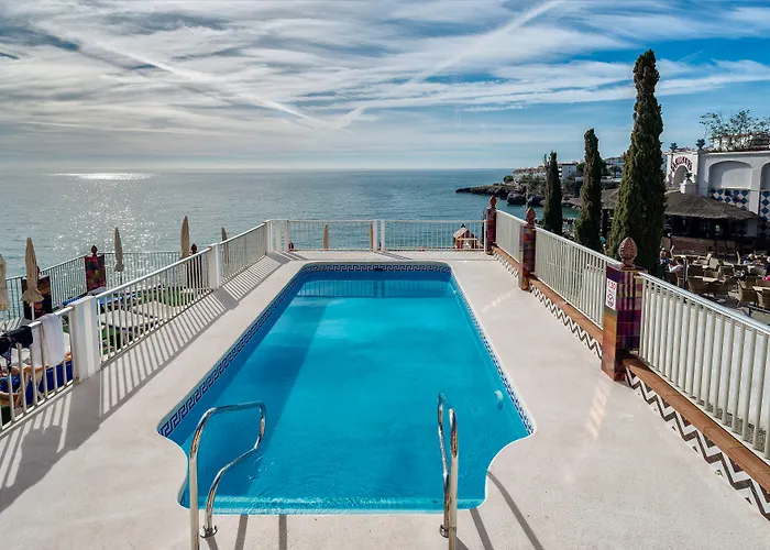 Hotell Balcon De Europa 4*